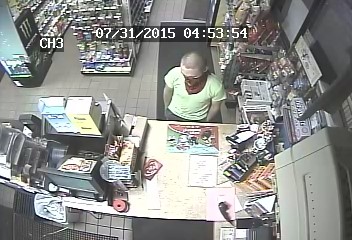 Lyndonville store robbed at knifepoint