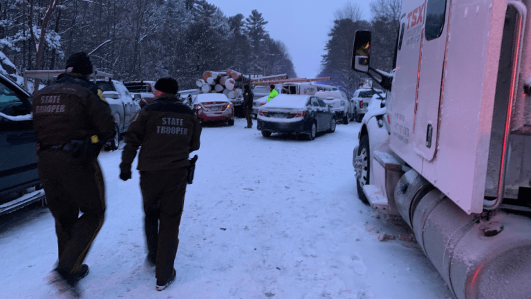 One killed during 30-car pileup on I-89 in Milton