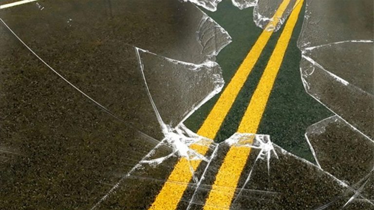 Police looking for SUV that crashed into garage in Londonderry