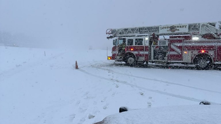 Heavy snowfall brings down power lines onto I-93 in Londonderry