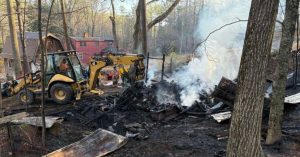 Barn fire in Center Harbor spreads to nearby woods